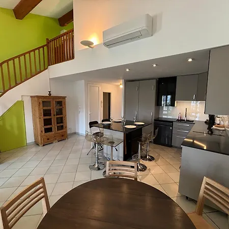 Lägenhet Superbe Duplex Equipe, Climatisation, Terrasse Et Barbecue *